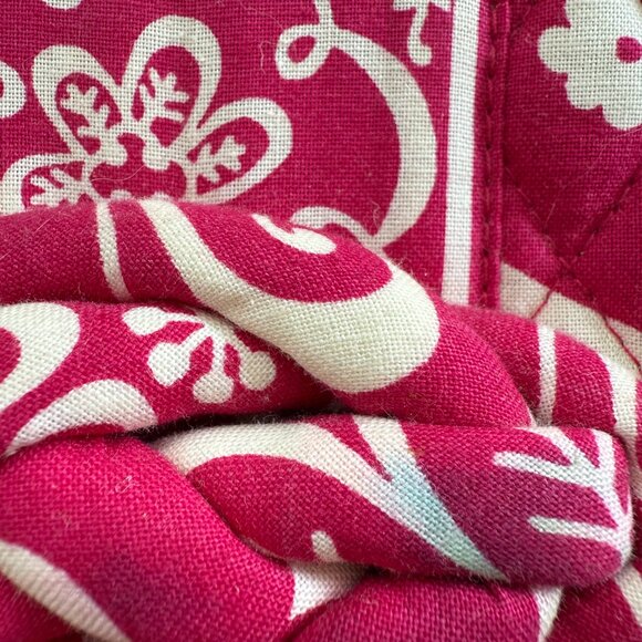 VERA BRADLEY purse NEW with TAGS Pink white flowers quilted with strap - Picture 3 of 5